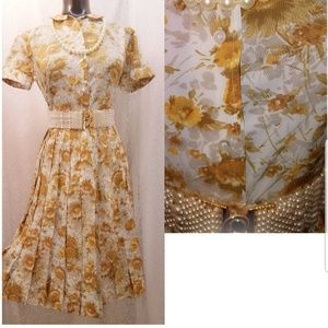 Vintage 2 piece shirt and skirt